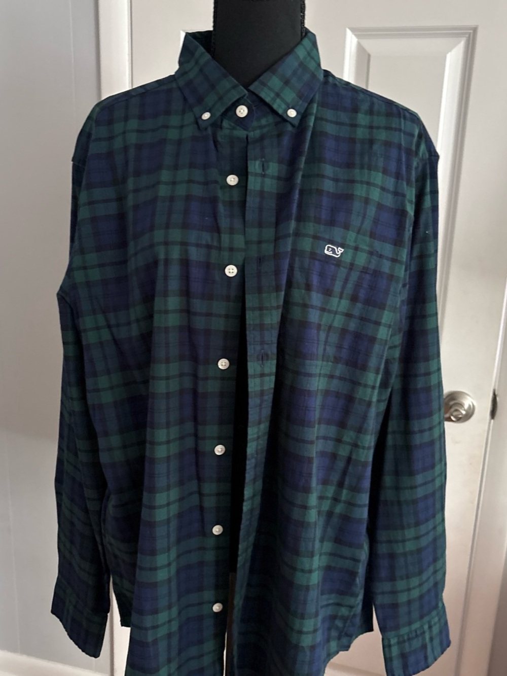 Vineyard Vines Men's Green and Navy Plaid Button-Down Shirt